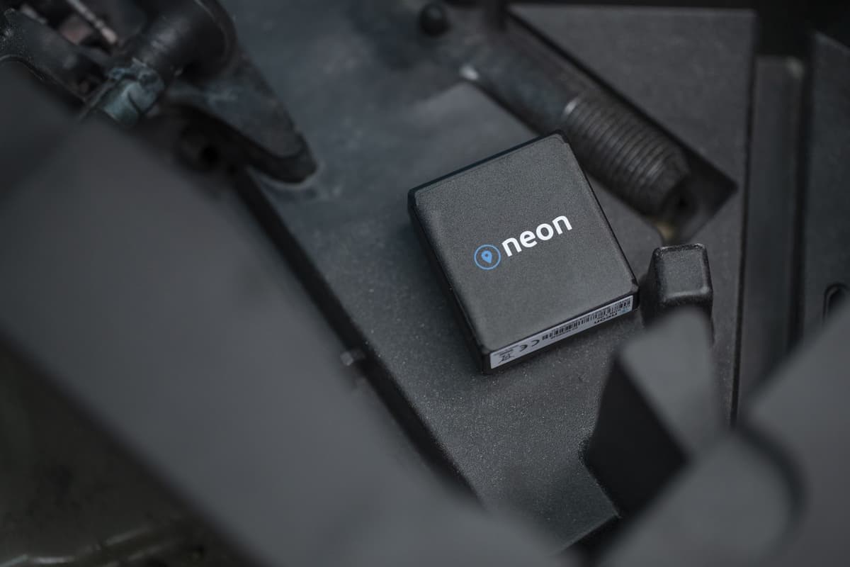 Self-Install Telematics Devices | Read our guide | Radius